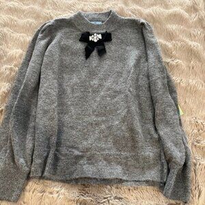 NWT Grey Sweater with bow CeCe Large